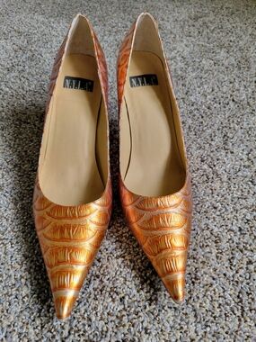 N.Y.L.A. Metallic Copper-Orange Pointed Toe Pumps